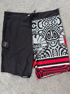 Rare Hinano Tahiti Collection Boardshorts -Men's Size 40 -Bold Polynesian Print